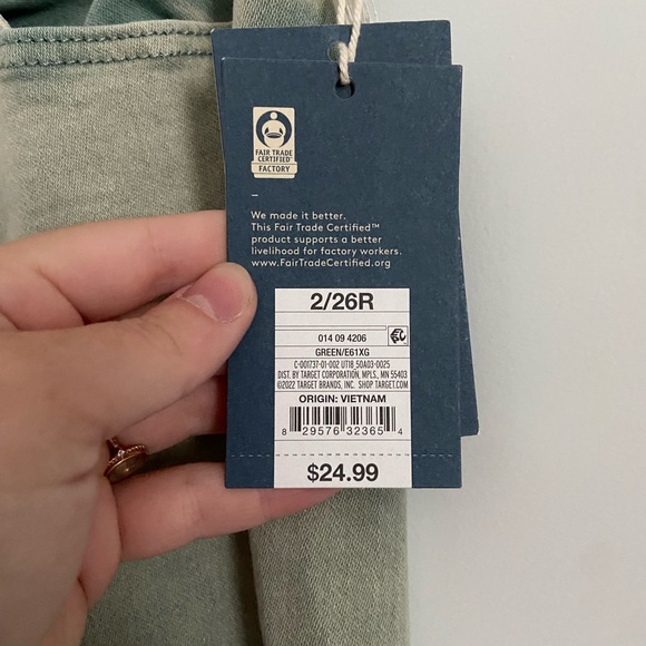 Nwt universal thread jeans - Picture 4 of 4